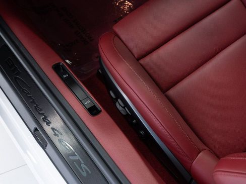 Used 2025 Porsche 911 Carrera 4 GTS image 12