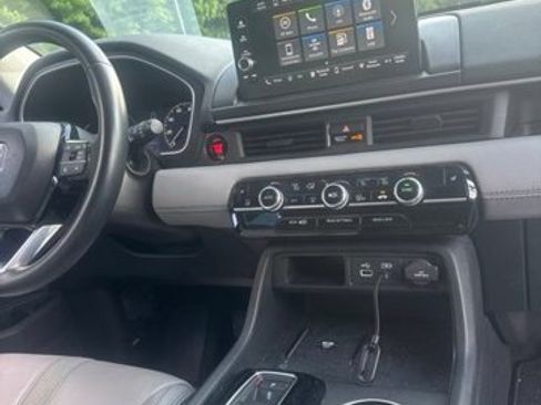 Certified 2025 Honda Pilot EX-L image 14