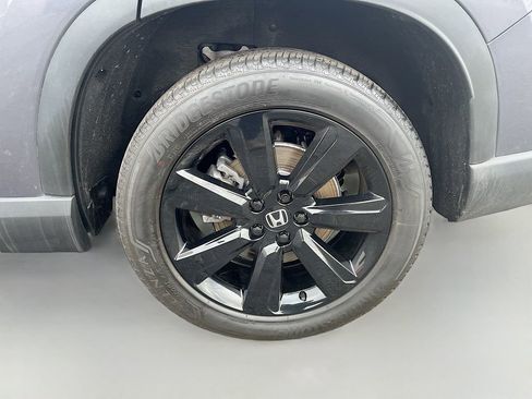 Used 2025 Honda Pilot Black Edition image 34