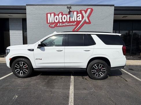 Used 2022 GMC Yukon AT4 AWD/4WD image 1