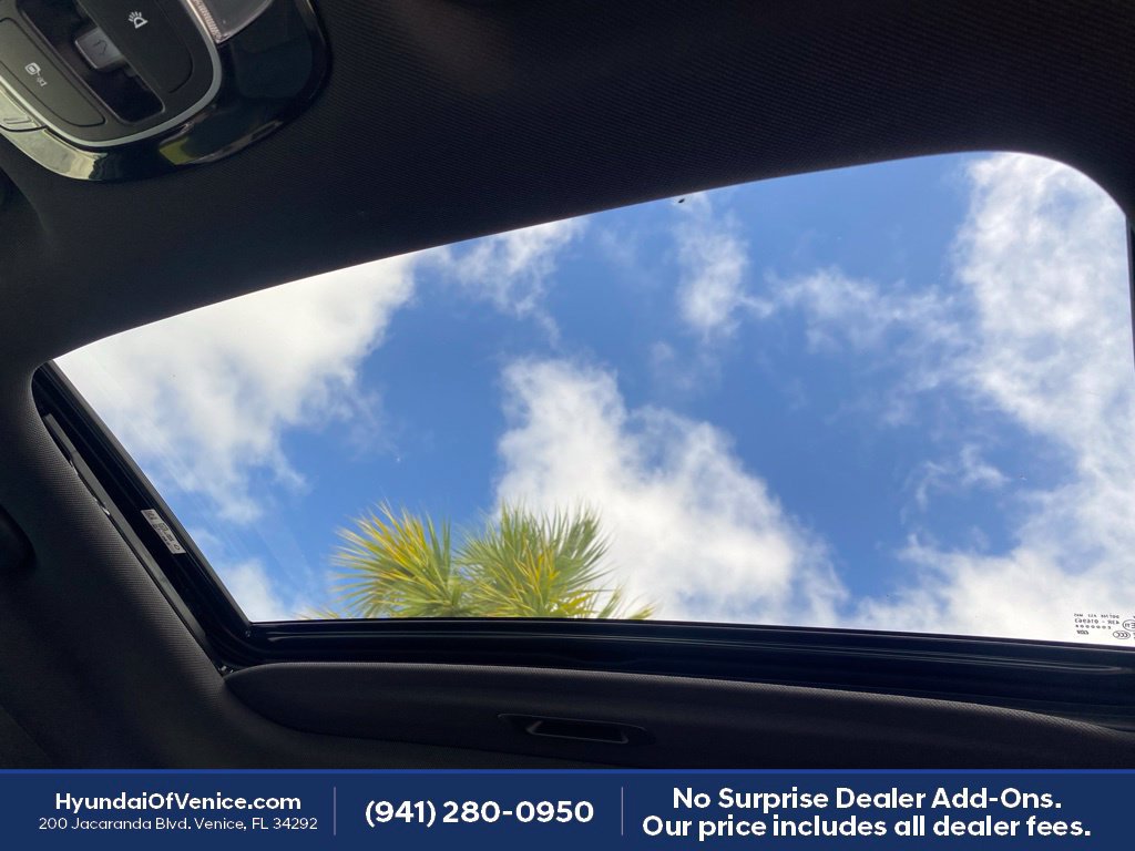 Certified 2024 Hyundai Santa Cruz XRT AWD/4WD image 4