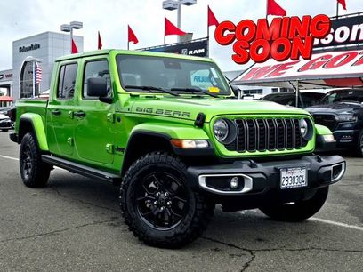 Used 2025 Jeep Gladiator Sport