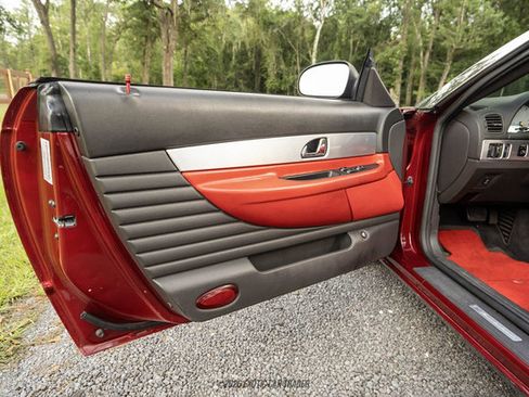 Used 2002 Ford Thunderbird RWD image 40