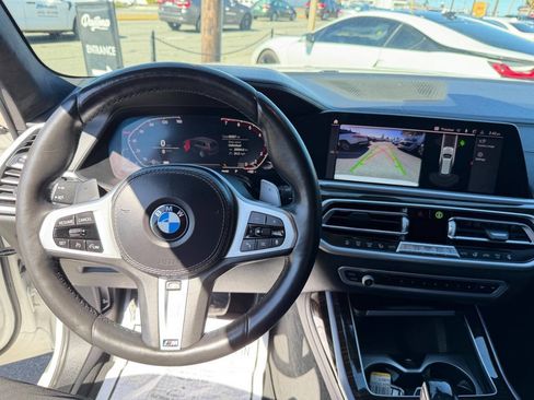 Used 2021 BMW X7 xDrive40i w/ M Sport Package AWD/4WD image 34