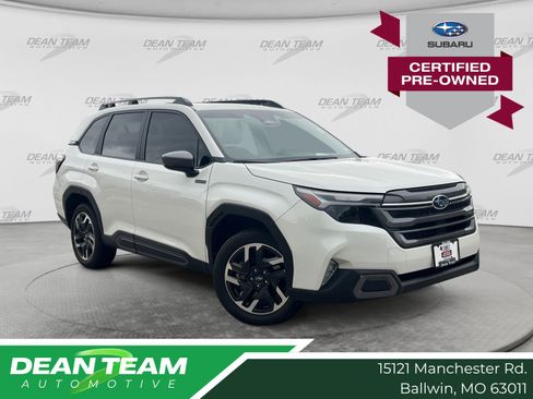 Certified 2025 Subaru Forester Limited AWD/4WD image 1