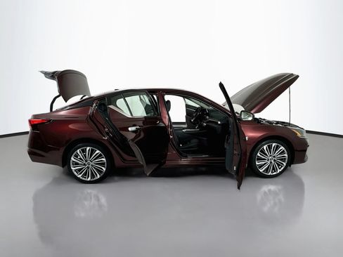 Used 2023 Nissan Altima 2.5 SL AWD/4WD image 23