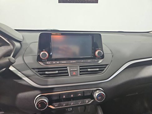 Certified 2023 Nissan Altima 2.5 S FWD image 20