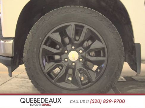 Used 2019 Chevrolet Silverado 1500 LT w/ All-Star Edition image 9