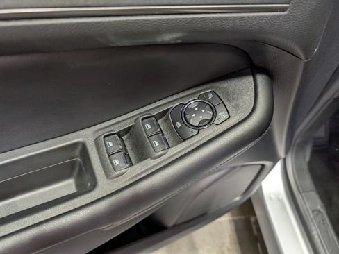 Used 2022 Ford Edge SE AWD/4WD image 13