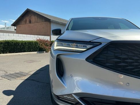 Used 2022 Acura MDX A-Spec AWD/4WD image 3