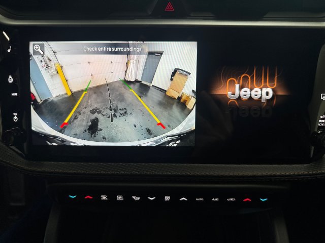 Used 2026 Jeep Cherokee Limited AWD/4WD image 17