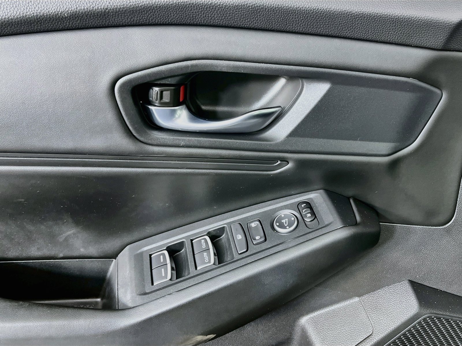 Used 2023 Honda Accord EX image 23