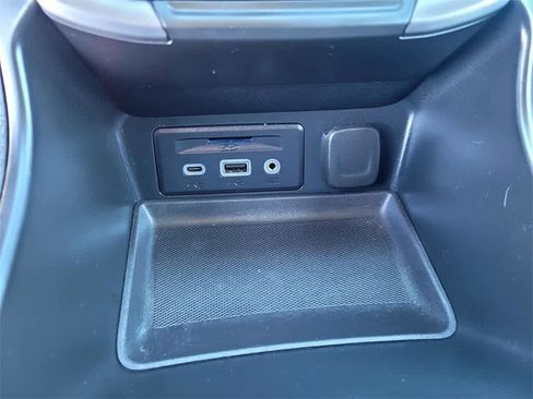 Used 2023 GMC Terrain AT4 image 15