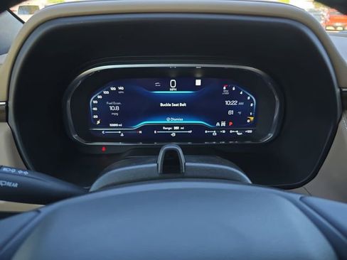 Used 2023 Chevrolet Tahoe Premier w/ Advanced Technology Package image 20