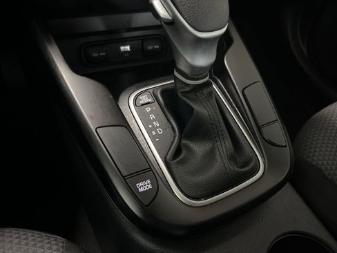 Used 2023 Kia Soul LX w/ LX Technology Package FWD image 18