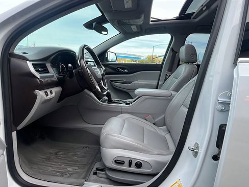 Used 2019 GMC Acadia SLT image 11