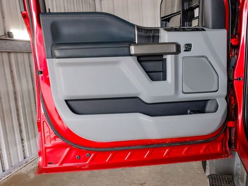 Used 2022 Ford F450 Limited w/ FX4 Off-Road Package image 43