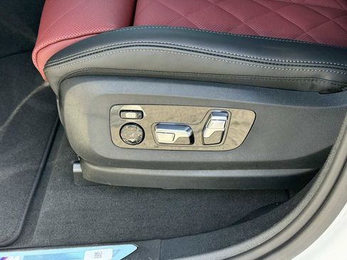 New 2026 BMW X6 xDrive40i image 11