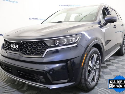 Used 2024 Kia Sorento SX Prestige image 11