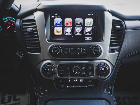 Used 2019 GMC Yukon Denali w/ Denali Ultimate Package image 16