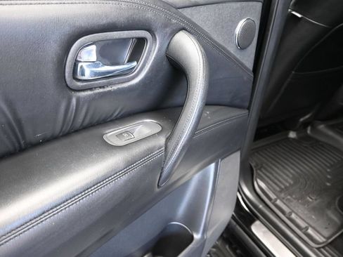 Used 2022 Nissan Armada SL w/ Midnight Edition Package RWD image 15