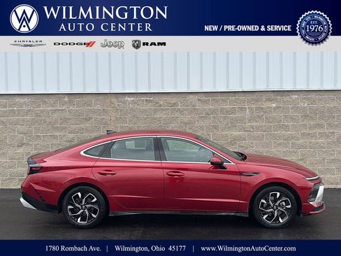 Used 2025 Hyundai Sonata SEL FWD image 1