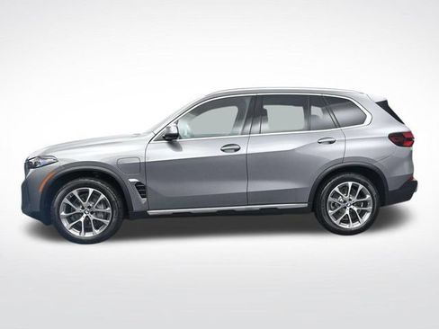 New 2026 BMW X5 xDrive50e AWD/4WD image 8