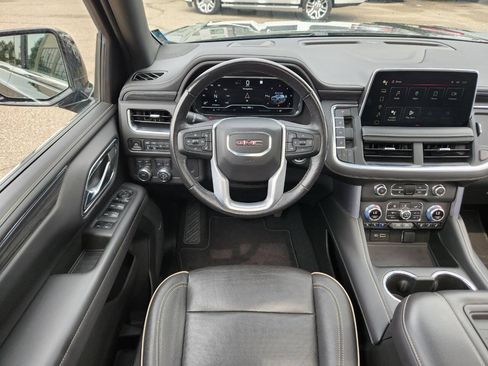 Used 2022 GMC Yukon SLT w/ SLT Premium Package AWD/4WD image 18