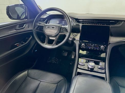 Used 2022 Jeep Grand Cherokee L Overland image 18