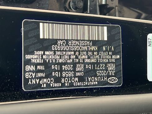 Used 2025 Hyundai Elantra Sport w/ Cargo Package FWD image 25