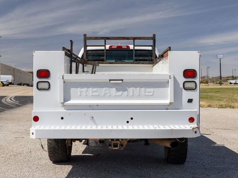Used 2017 Chevrolet Silverado 2500 W/T w/ WT Fleet Convenience Package image 6