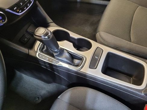 Used 2019 Chevrolet Cruze LT image 26