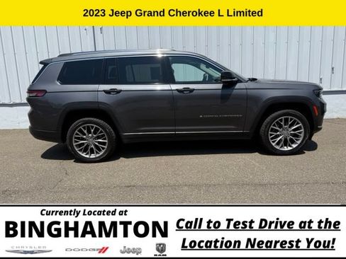 Used 2023 Jeep Grand Cherokee L Limited AWD/4WD image 4