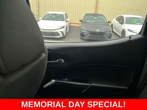Used 2020 Chevrolet Colorado LT RWD image 13