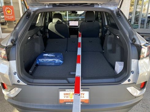 New 2026 Volkswagen ID.4 Pro AWD/4WD image 18