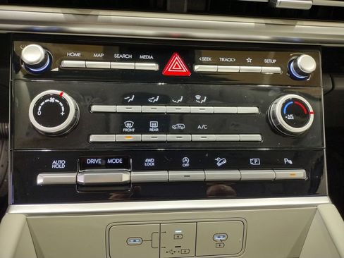 New 2026 Hyundai Santa Fe SE image 29