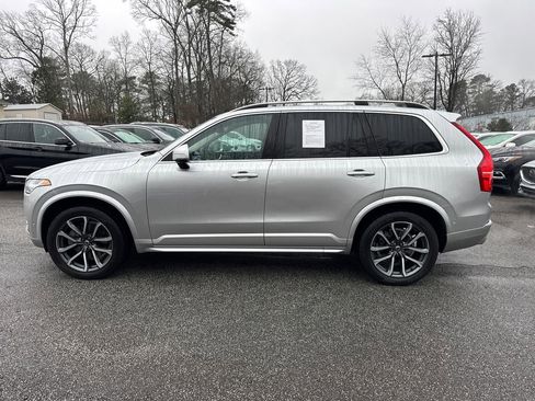 Used 2019 Volvo XC90 T6 Momentum w/ Protection Package Premier image 4