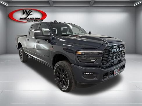 New 2026 RAM 2500 Laramie AWD/4WD image 3