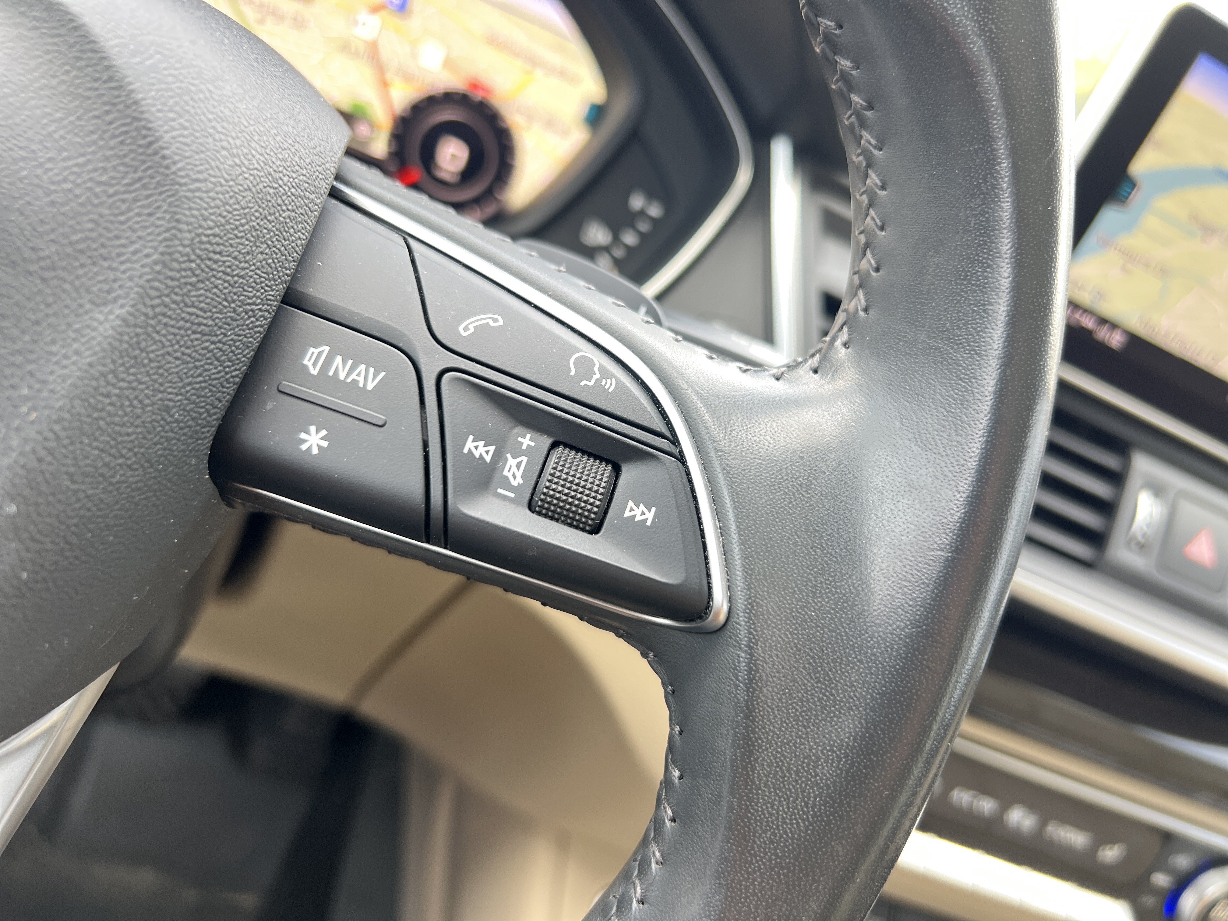 Used 2018 Audi Q5 2.0T Premium Plus w/ Premium Plus Package AWD/4WD image 20
