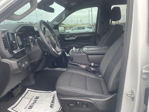 Used 2024 Chevrolet Silverado 1500 LT w/ Convenience Package II image 19