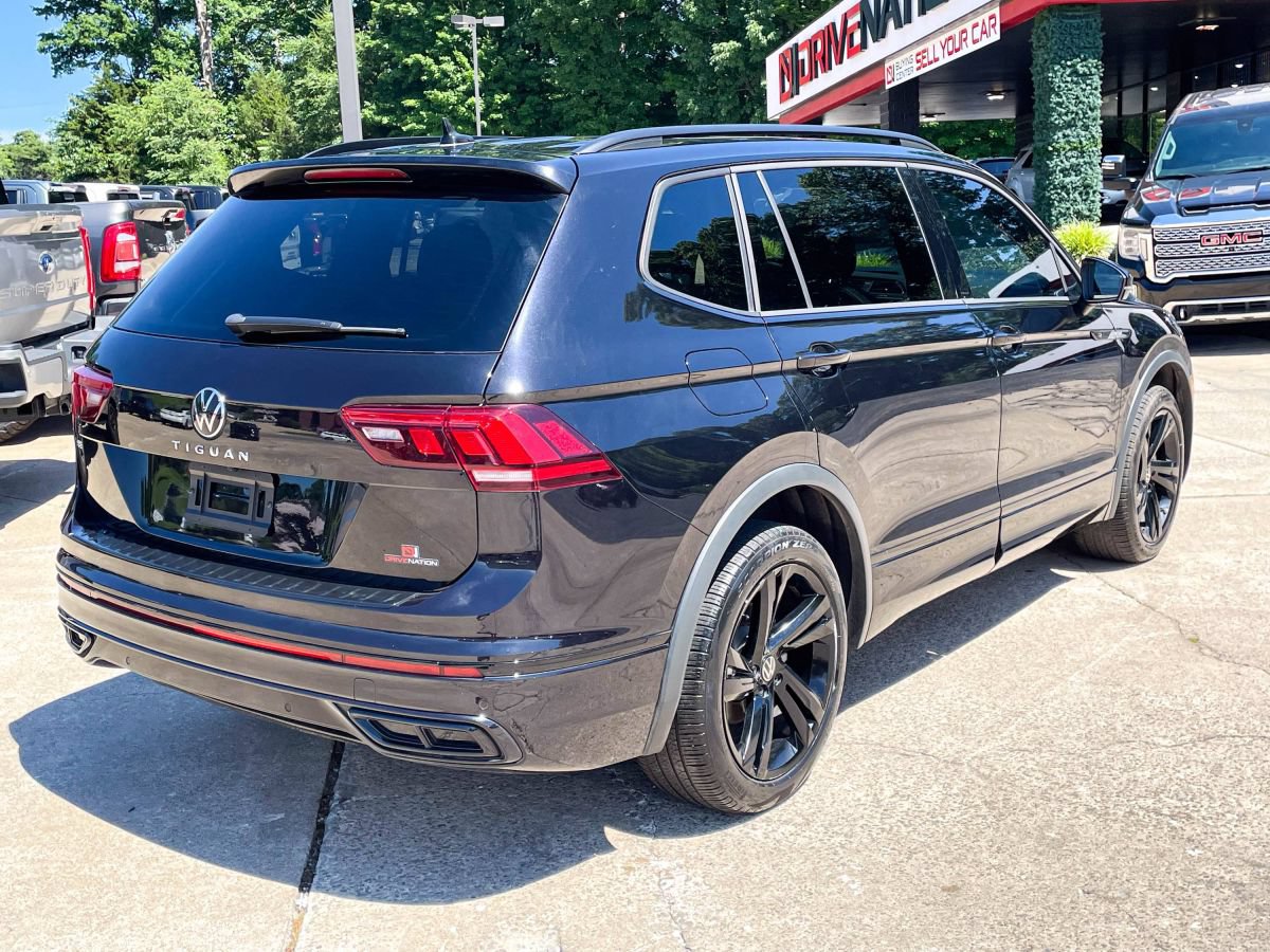 Used 2024 Volkswagen Tiguan SE R-Line FWD image 6