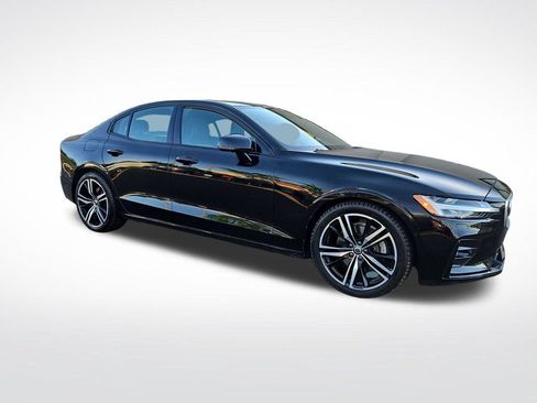 Used 2020 Volvo S60 T5 R-Design w/ Protection Package Premier FWD image 6