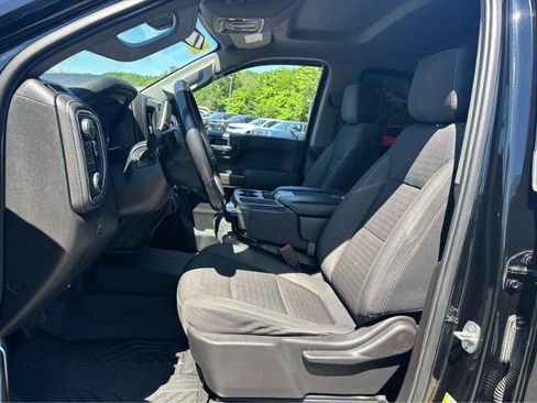 Used 2020 Chevrolet Silverado 1500 LT Trail Boss AWD/4WD image 18