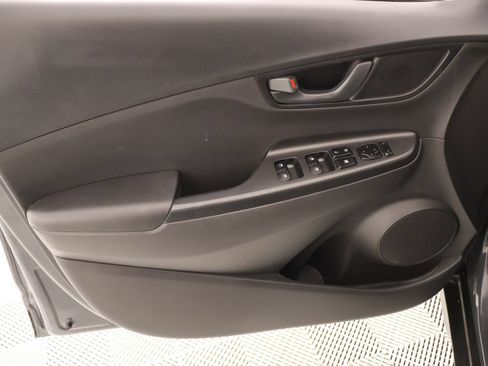 Certified 2023 Hyundai Kona SEL w/ Winter Weather Package FWD image 15
