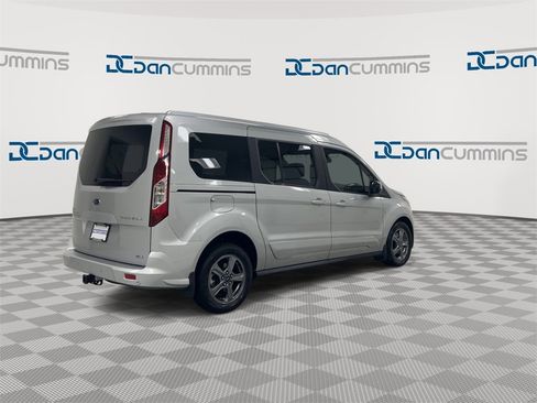Used 2023 Ford Transit Connect Titanium w/ Trailer Tow Package image 8