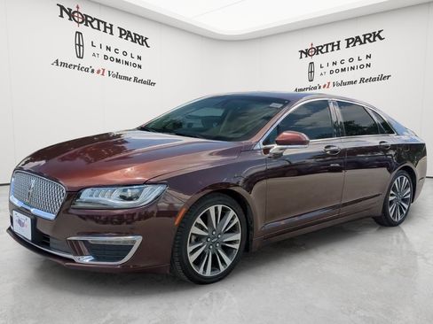 Used 2019 Lincoln MKZ Reserve FWD image 1