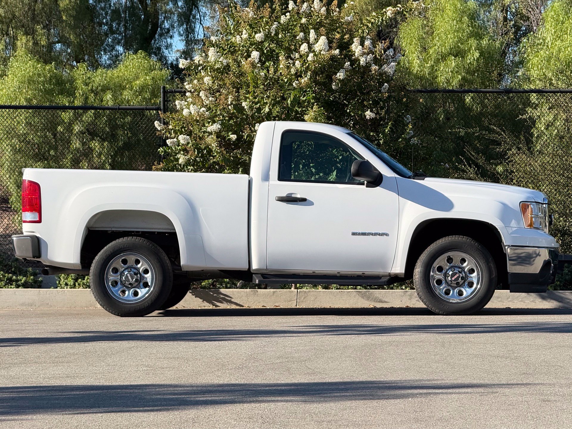 Used 2012 GMC Sierra 1500 W/T w/ Work Truck Plus Package RWD image 8