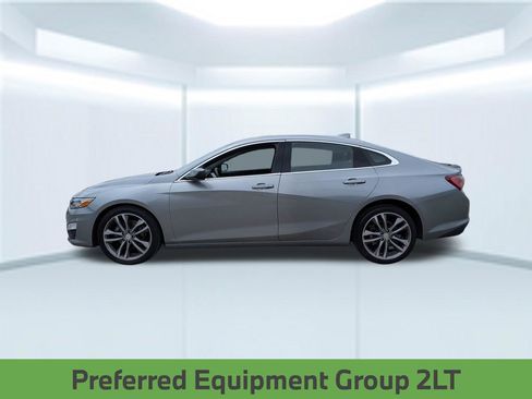 Used 2024 Chevrolet Malibu LT FWD image 2
