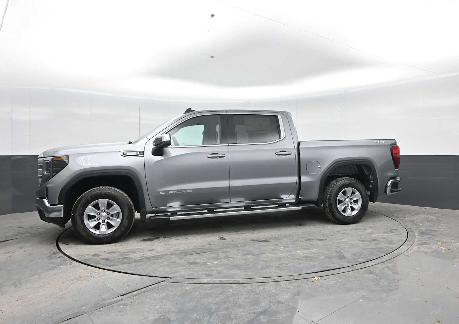 New 2026 GMC Sierra 1500 SLE AWD/4WD image 4