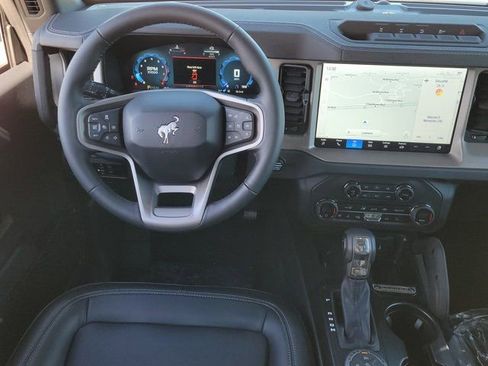 New 2025 Ford Bronco Outer Banks w/ Sasquatch Package image 8